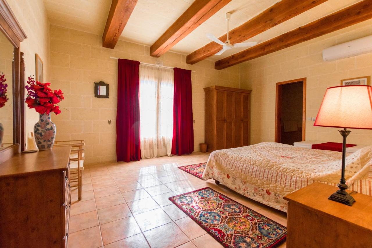 Stunning 3 Bedroom With Pool Xagħra